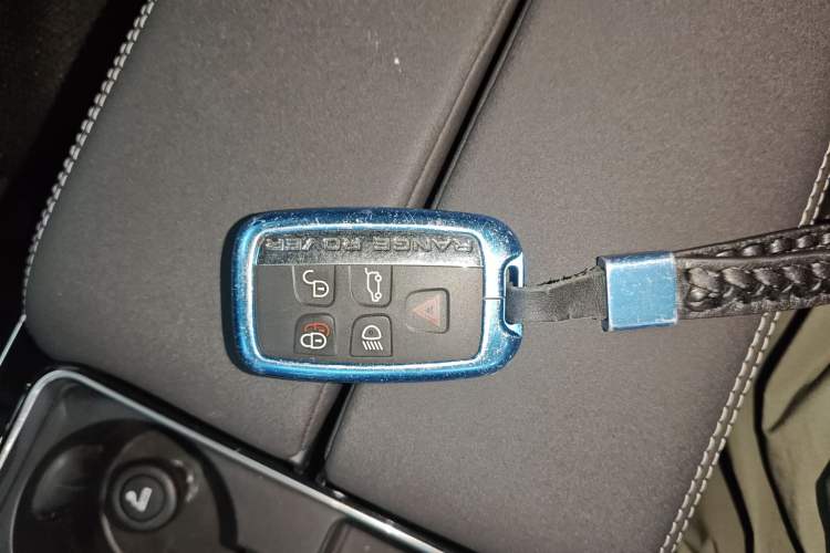 Used Land Rover Range Rover Velar 2018 P250 S
