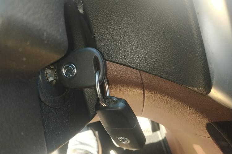 Used FORTHING SX6 2016 1.6L Manual Elite Model
