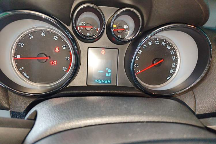 Used Buick Encore 2014 1.4T Manual Two-Wheel Drive Urban Advanced Model