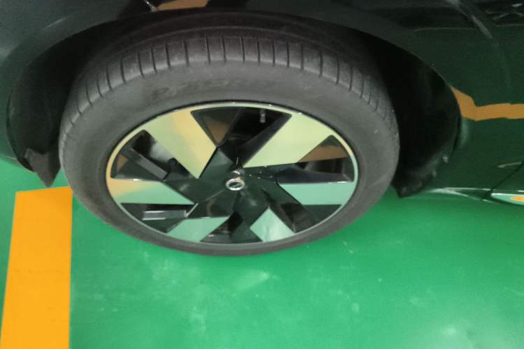 Used Volvo XC60 New Energy 2024 T8 Plug-in Hybrid Long-Range All-Wheel Drive Smart Luxury Edition