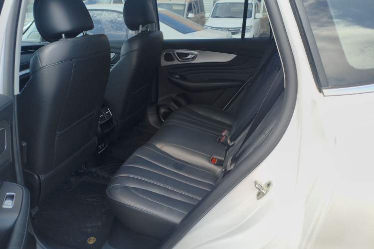 Used Roewe RX5 MAX 2021 Supreme Series 300TGI Automatic Smart Cabin Edition
