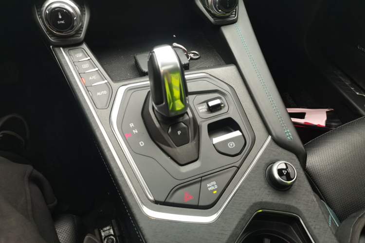 Used Lynk & Co 05 2020 2.0TD Two-Wheel Drive Shine Halo
