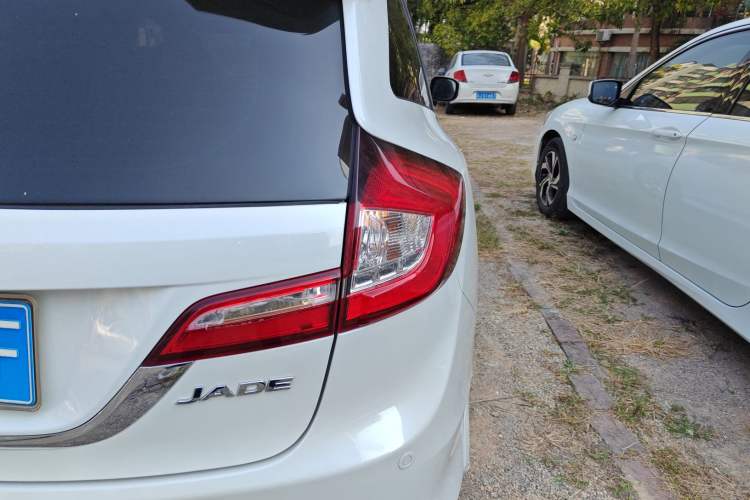 Used Honda Jade 2016 1.8L Automatic Comfort Version 5 Seats