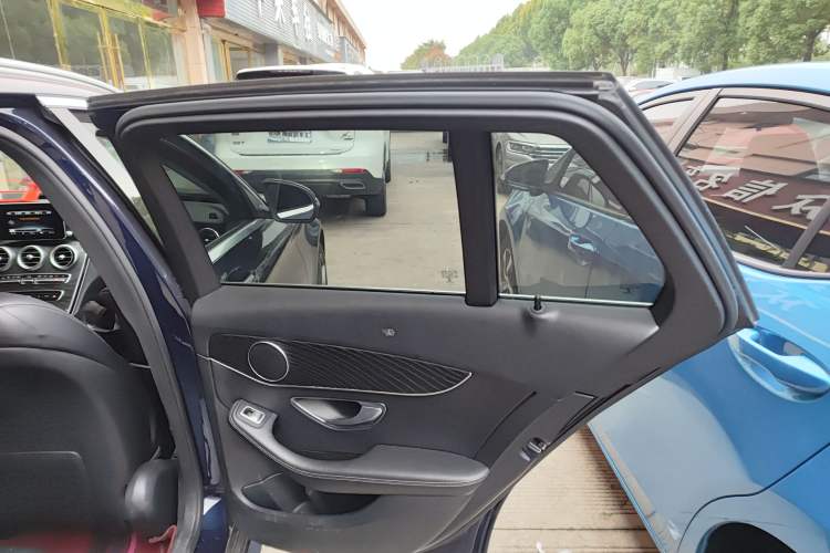 Used Mercedes-Benz C-Class 2017 C 200 station wagon