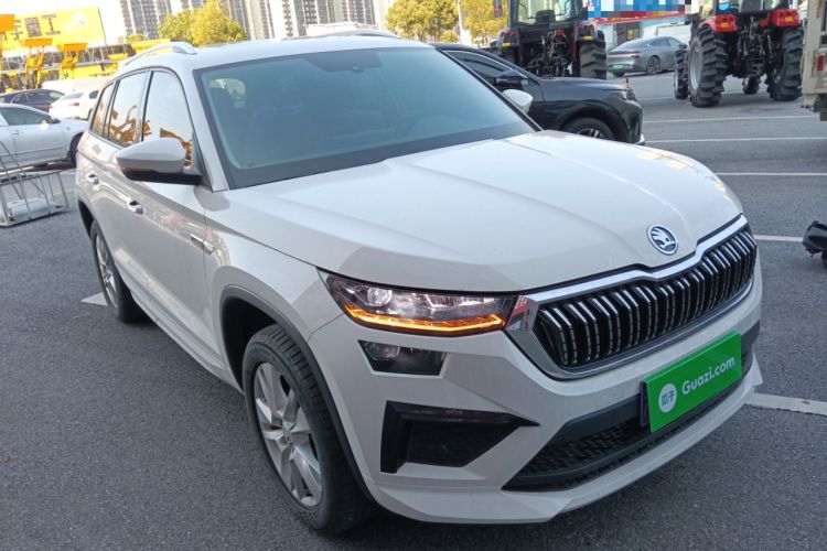 Used Skoda Kodiaq 2024 TSI330 5-Seat Two-Wheel Drive Elite Version Front Right 45 Deg