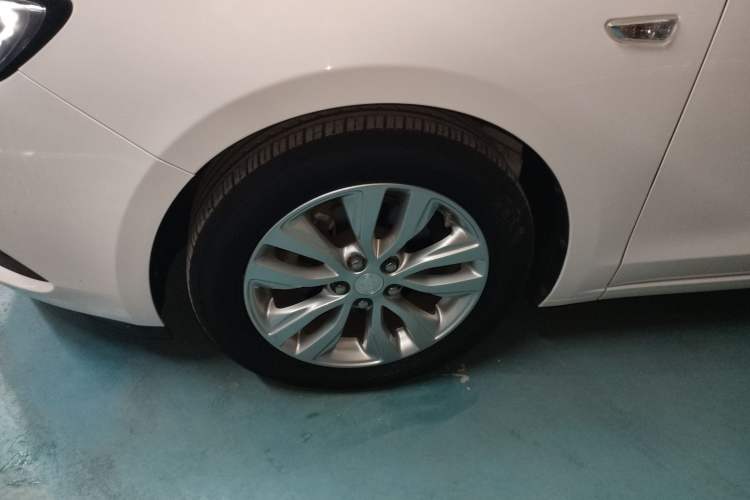 Used Buick GT 2019 15T Dual-Clutch Connected Elite Model China VI
