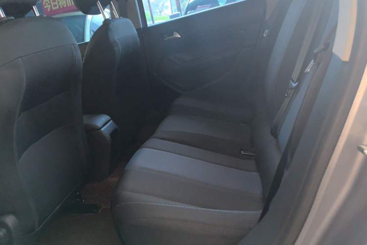 Used Peugeot 308 2019 230THP Automatic Luxury Edition China VI Standard Left Rear Seat