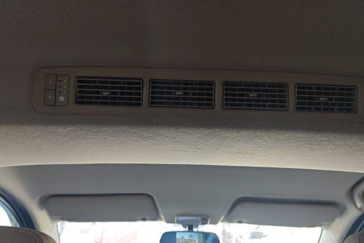 Used Wuling Hongguang 2019 1.5L S Comfort Edition China VI LAR
