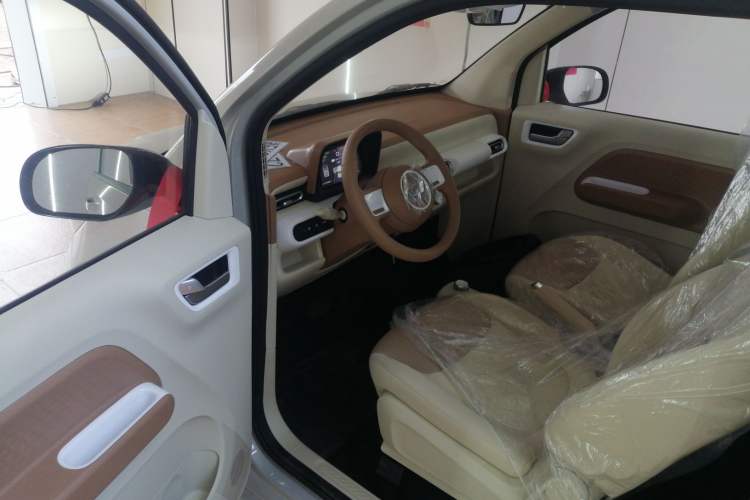 Used Wuling Hongguang MINIEV 2024 3rd Generation 215km Youth Edition