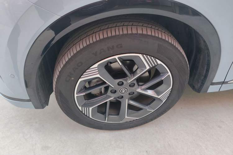 Used Changan CS75 PLUS 2025 4th Generation 1.5T New Blue Whale Smart Flagship Version