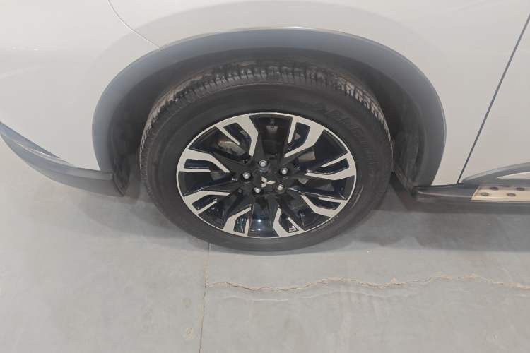 Used Mitsubishi Outlander 2020 2.4L 4x4 Zhi Xiang Edition 5 Seats