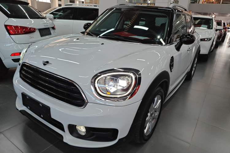 Used MINI Countryman 2019 1.5T COOPER ALL4 Classic Weekend Travel Edition