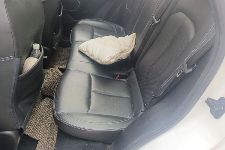 Used Land X7 2018 Geely Jingyue 1.5T Panoramic Luxury Model Left Rear Seat