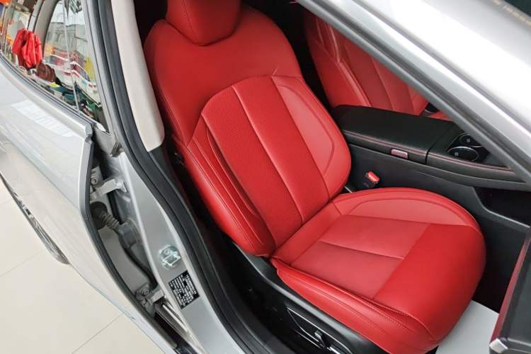 Used XPeng P7 2024 P7i 550 Pro
