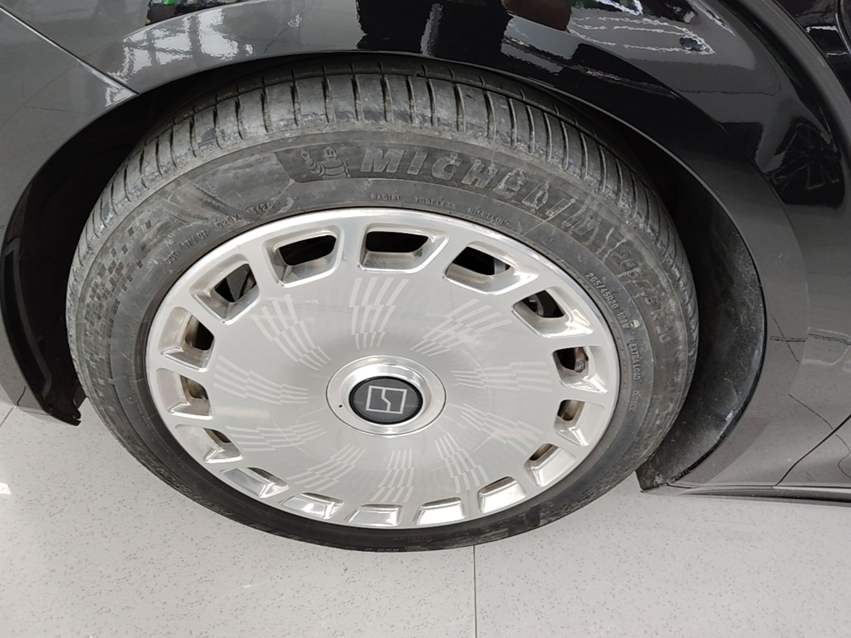 Zeekr 009 2024 GAC Trumpchi — снимка 10