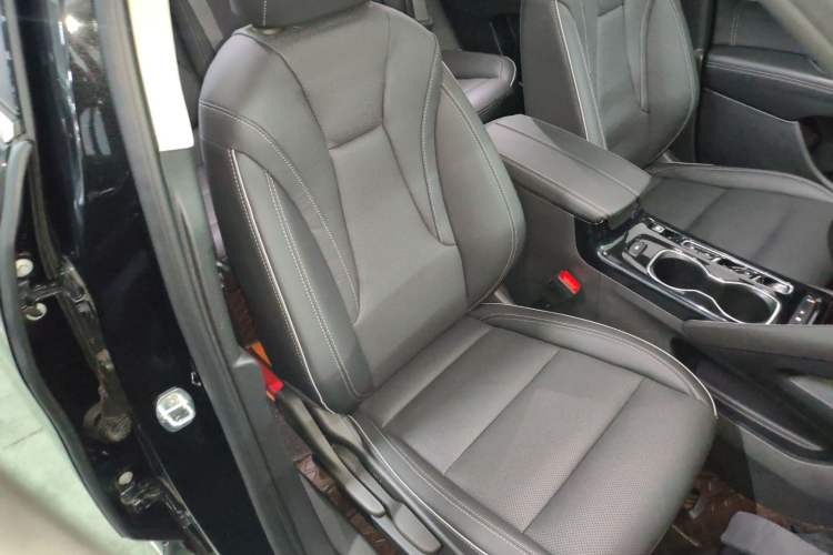 Used Buick Envision 2022 Facelift Encore S 552T Two-Wheel-Drive Luxury Model Right Front Seat