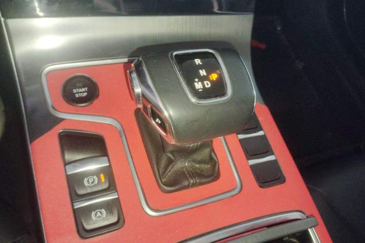 Used Hongqi H5 2022 Classic Model 1.5T DCT Flagship Edition
