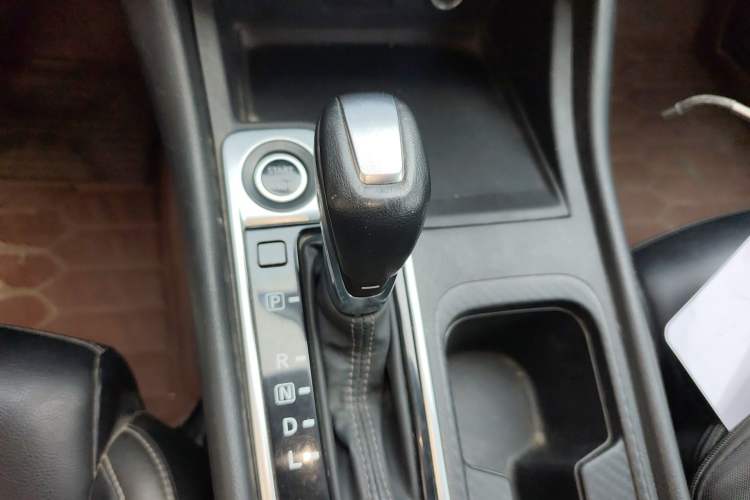 Used Nissan Sylphy 2020 1.6L XL CVT Enjoyment Edition Gear Lever