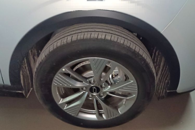 Used Bestune Yueyi 03 2025 565km Enjoy Edition Right Front Wheel Hub