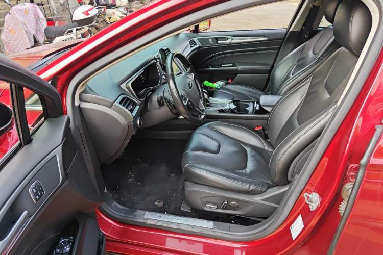 Used Ford Mondeo 2013 2.0L GTDi240 Luxury Sport Model Driver Seat