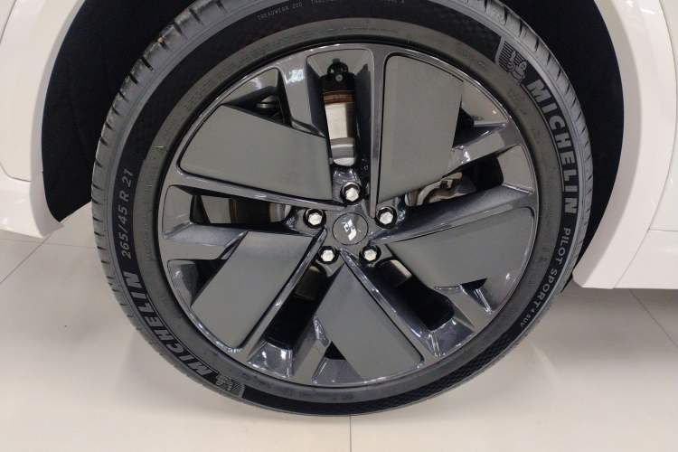 Used Li Auto L7 2025 Max Smart Refresh Edition
