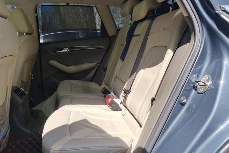 Used Audi Q5  Left Rear Seat