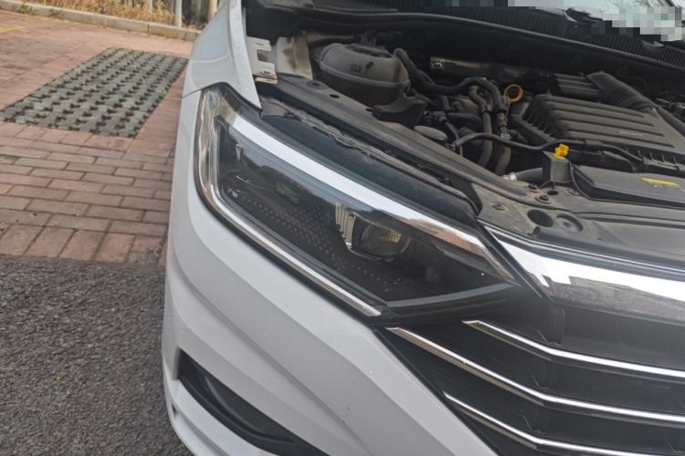 Used Volkswagen Sagitar 2021 280TSI DSG Comfort Connect Edition Right Front Headlight