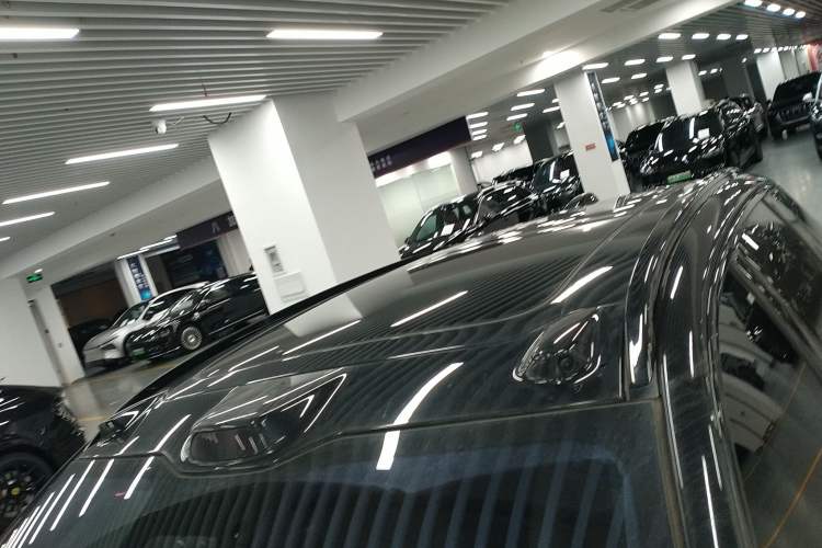 Used Nio ES7 2022 75 kWh Roof