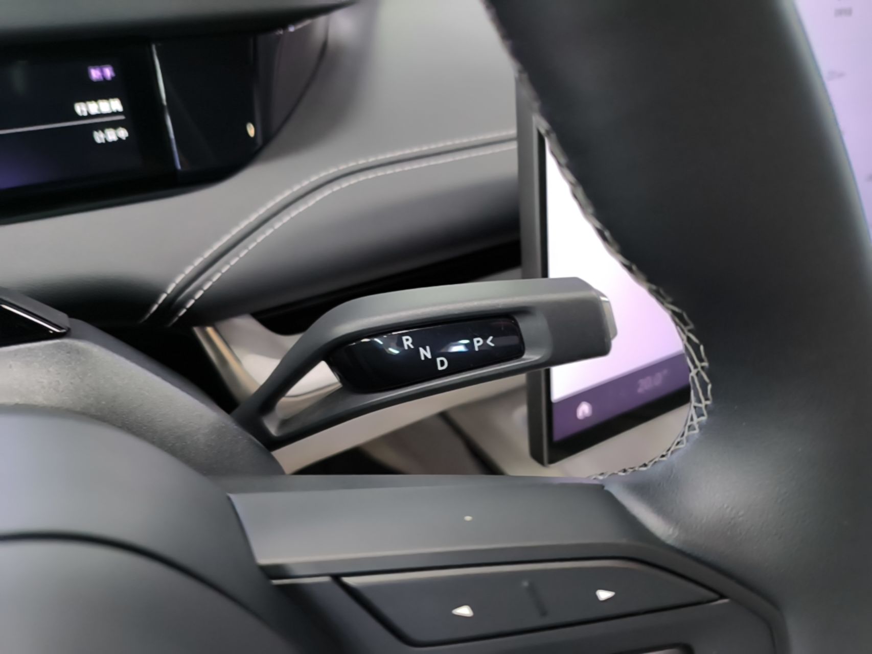 Xiaomi Auto SU7 2024 Four-Wheel-Drive Max Founder's Edition — снимка 16