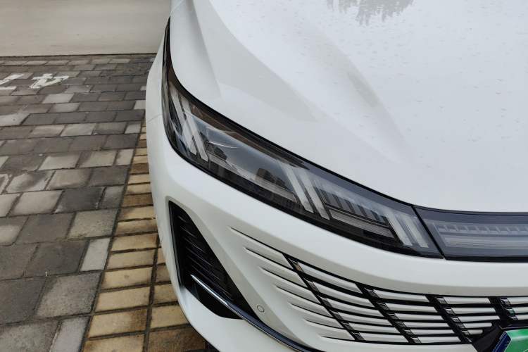 Used CHANGAN Eado 2026 Model, Fourth Generation, 1.5T 500Bar Enjoyment Edition Right Front Headlight