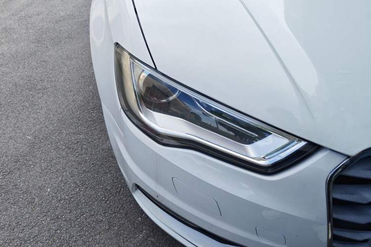 Used Audi A3 2015 Limousine 35 TFSI Millionth Anniversary Comfort Model Right Front Headlight