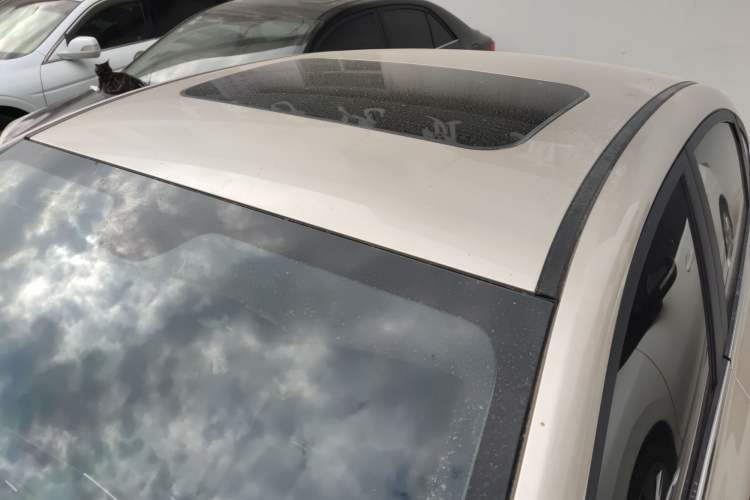 Used Geely Auto Emgrand GL 2021 UP 1.4T CVT Flagship Model Roof