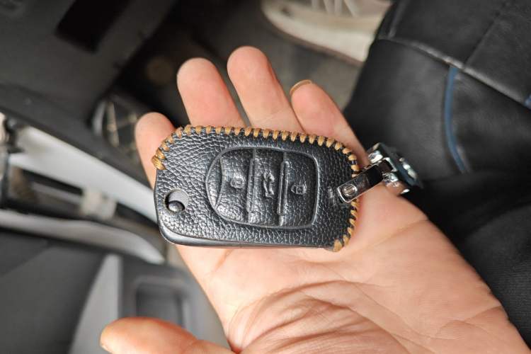 Used Wuling Hongguang PLUS 2019 1.5T Manual Comfort Version 7 Seats
