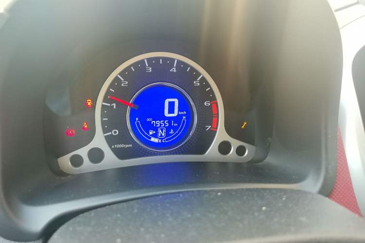 Used Changan Benni 2015 1.4L IMT Luxury Version China IV Standard
