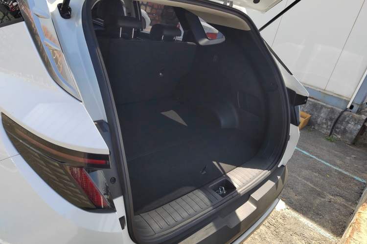 Used Hyundai Tucson 2023 Tucson L 1.5T Automatic Two-Wheel Drive GLX Elite Edition Trunk