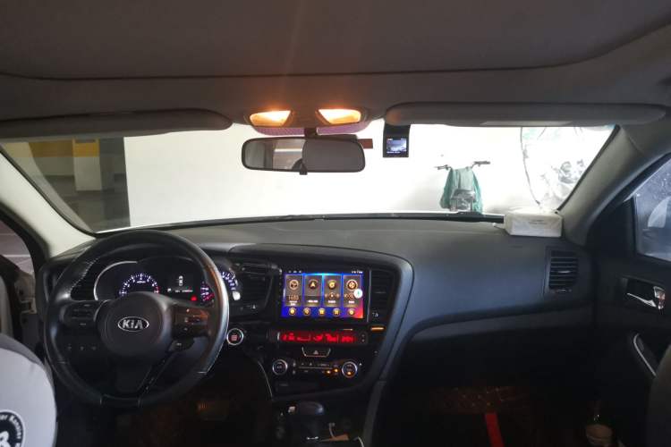 Used Kia K5 2015 2.0L Automatic GLS Headliner