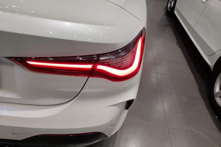 Used BMW 4 Series 2022 425i Convertible M Sport Package
