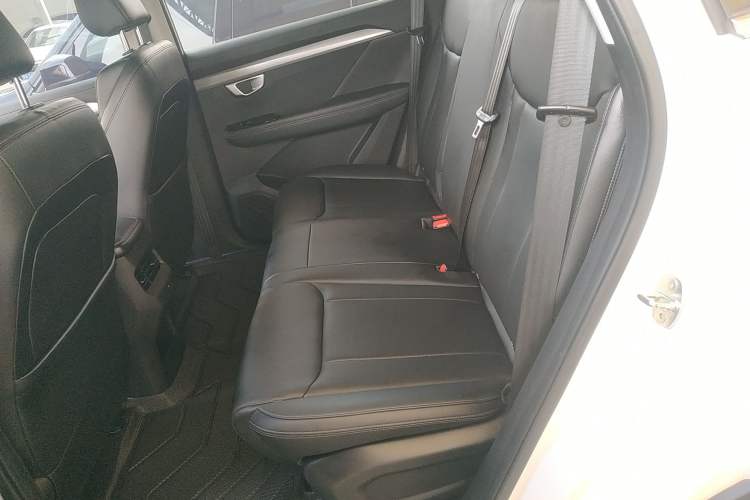 Used Wuling Asta 2022 2.0L DHT Electric Power Version