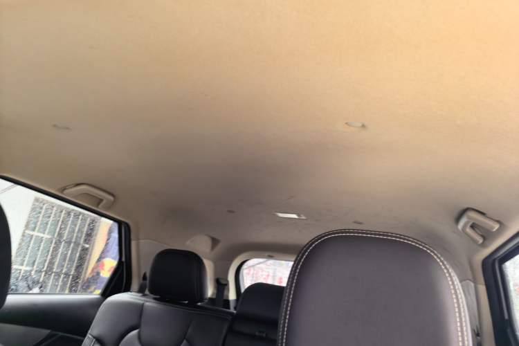Used Dongfeng Fengon S560 2019 1.8L CVT Elite Model Headliner