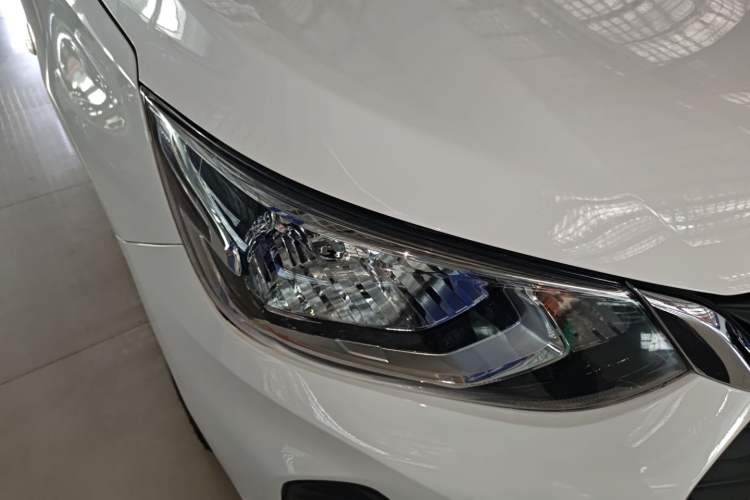 Used Chevrolet Cavalier 2020 325T Automatic Enjoyment Edition Right Front Headlight