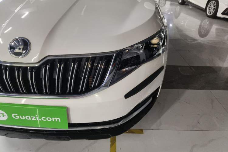 Used Skoda Kamiq 2020 1.5L Automatic Comfort Edition Left Front Headlight