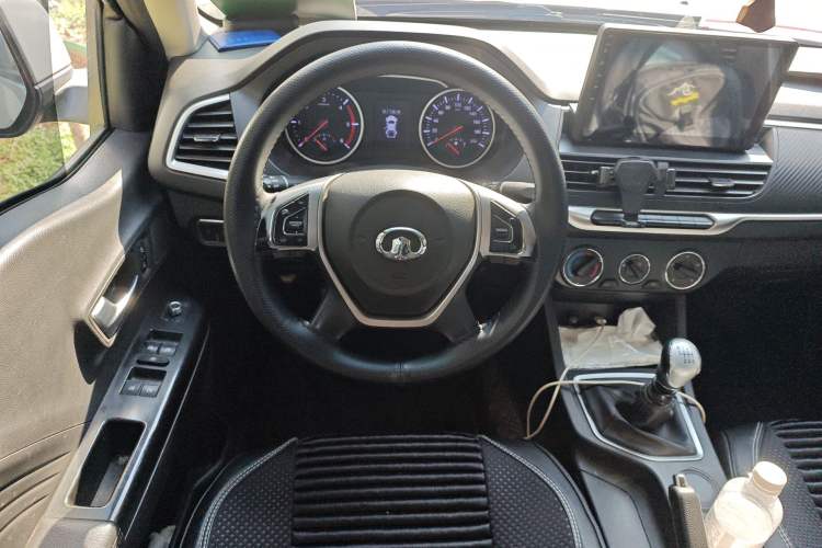Used Great Wall Wingle 7 2019 2.0T Diesel Two-Wheel Drive Value Edition China VI Standard Big Double Cab GW4D20M

