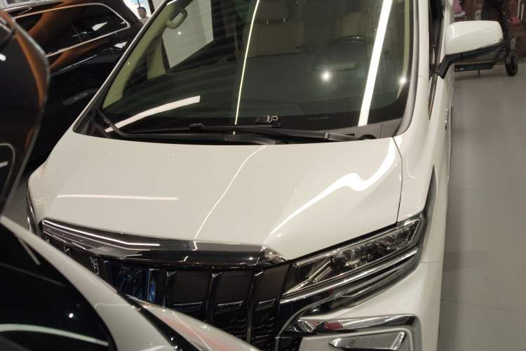 Used Toyota Alphard 2020 Dual-Engine 2.5L Prestige Edition
