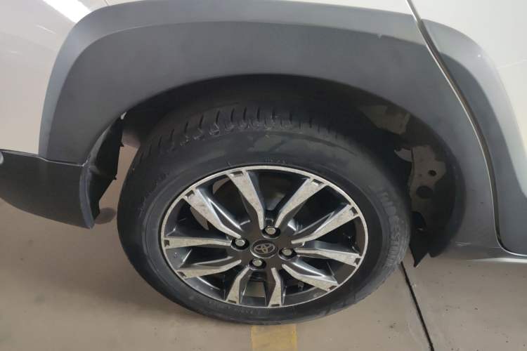 Used Toyota YARiS L Zhi Xuan 2021 X-Trail X 1.5L CVT Prestige Edition