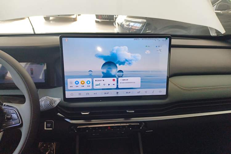 Used Geely Auto Haoyue L 2024 2.0T DCT Prestige Version