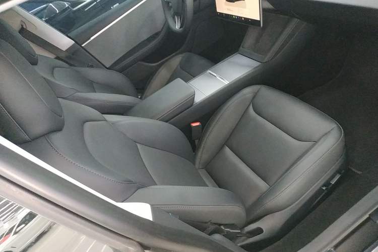 Used Tesla Model 3 2023 Rear-Wheel-Drive Version
