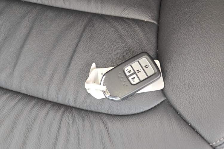 Used Honda Elysion 2019 2.0L Hybrid Luxury Edition