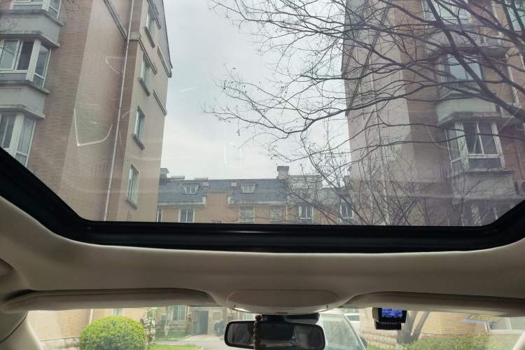 Used Ford Edge 2015 2.0T GTDi Four-Wheel Drive Prestige Model
