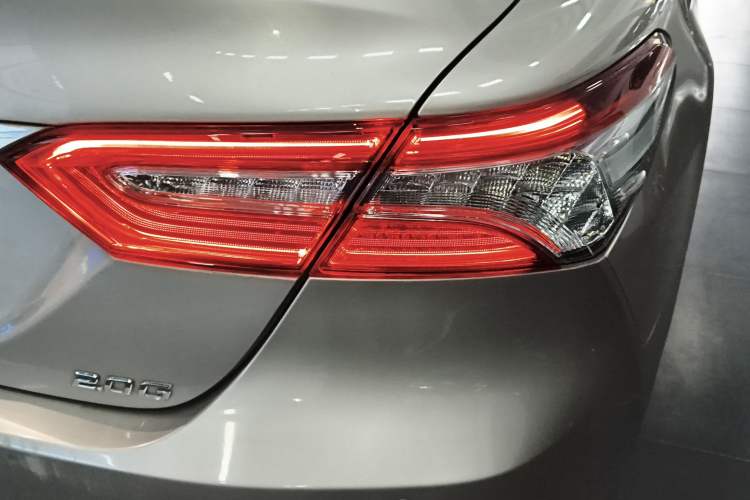 Used Toyota Camry 2019 Revised Version 2.0G Luxury Edition
