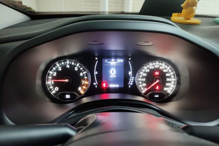 Used Jeep Renegade 2018 Connected Large Screen Version 180T Automatic High-Energy Edition